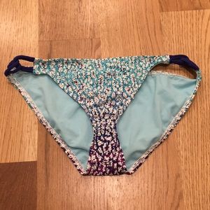 Athleta bikini swim bottoms size M